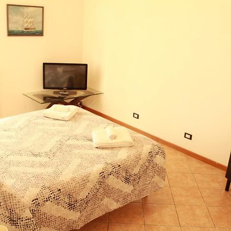 Residenza Caprera Di Viviani - Loc-02522 Appartement Verona Buitenkant foto
